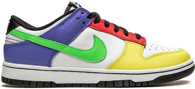 Nike Dunk Low "Green Strike" sneakers White