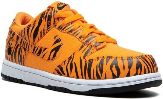 Nike Kids Dunk Low NN PE "Tiger Stripes" sneakers Orange