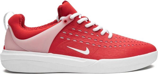 Nike Nyjah 3 SB sneakers Red