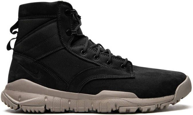Nike SFB 6-Inch NSW leather boots Black