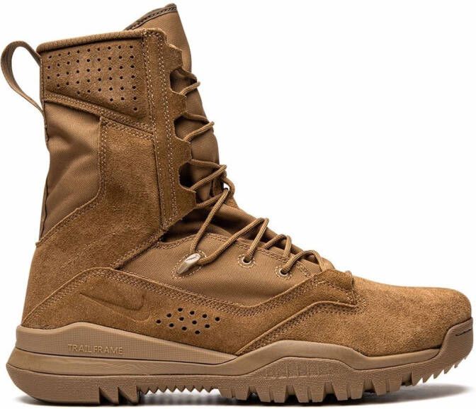 Nike SFB Field 2 8-Inch "Coyote" military boots Brown