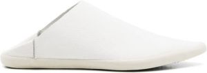 Osklen pointed leather mules White
