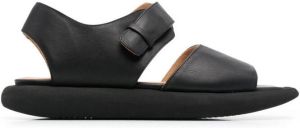 Paloma Barceló 2075 leather sandals Black