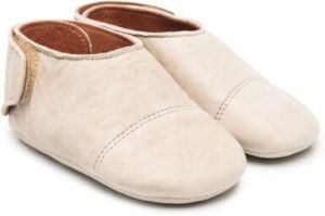 Pèpè round-toe leather crib shoes Neutrals