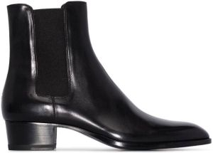 Saint Laurent Wyatt 40 boots Black