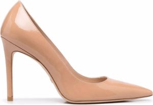 Stuart Weitzman patent court heels Brown