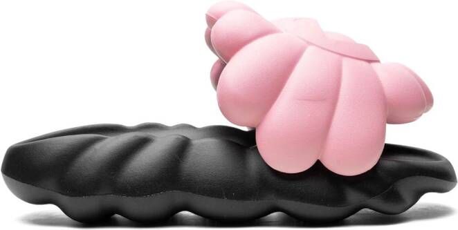 Takashi Murakami Ohana Full-Bloom "Black Pink" slides