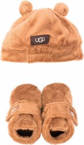 UGG Kids faux-fur boots and beanie set Brown