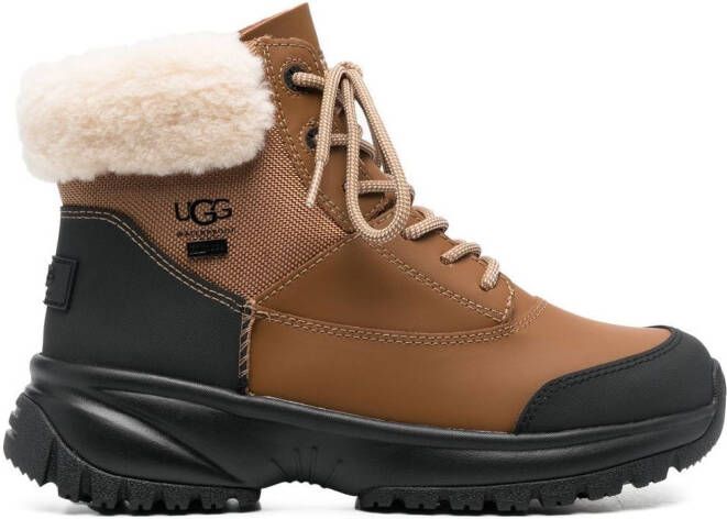 UGG Yose Fluff ankle boots Brown