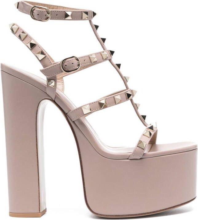 Valentino Garavani Rockstud platform sandals Pink