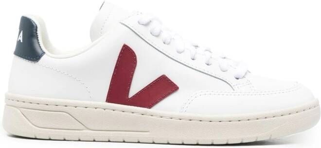 VEJA logo-patch lace-up sneakers White