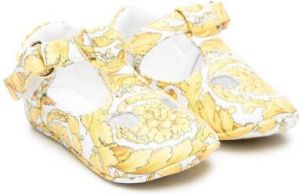 Versace Kids Barocco-Silhouette buckle sandals Yellow