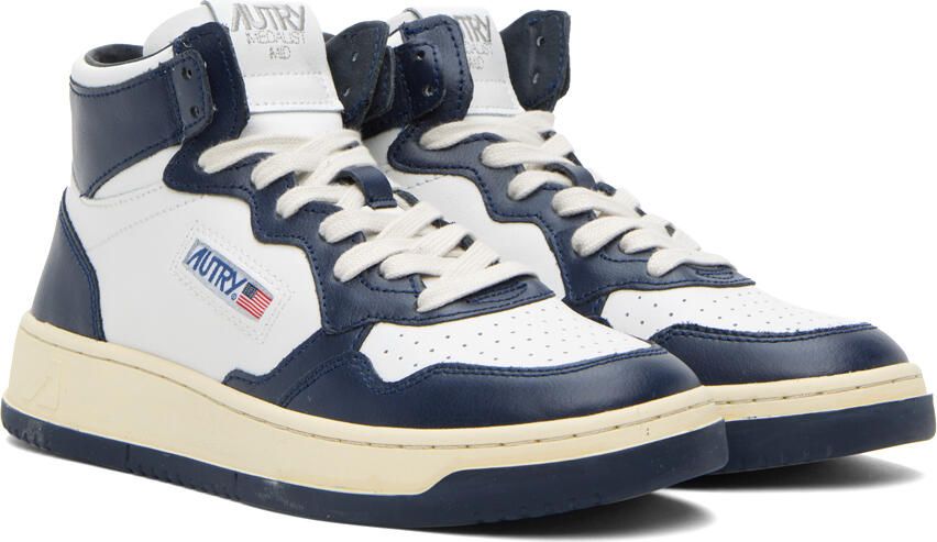 AUTRY Navy & White Medalist Sneakers - Picture 2