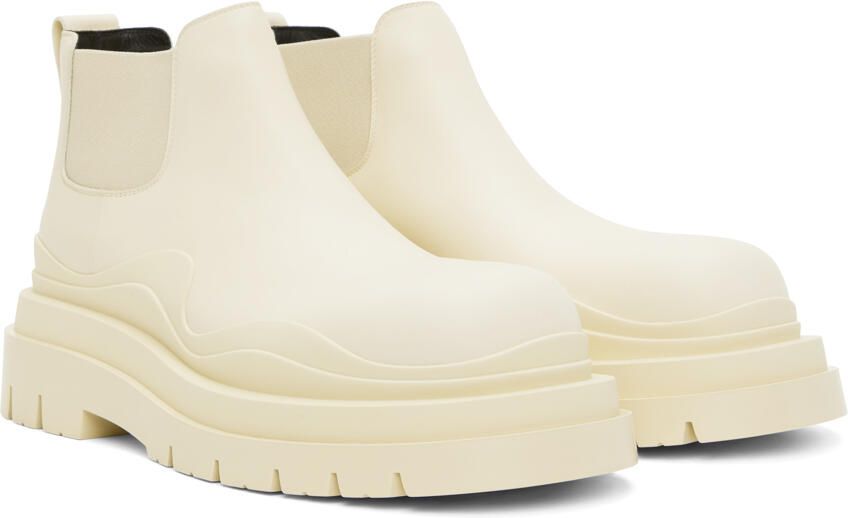 Bottega Veneta Off-White Tire Chelsea Boots - Picture 2