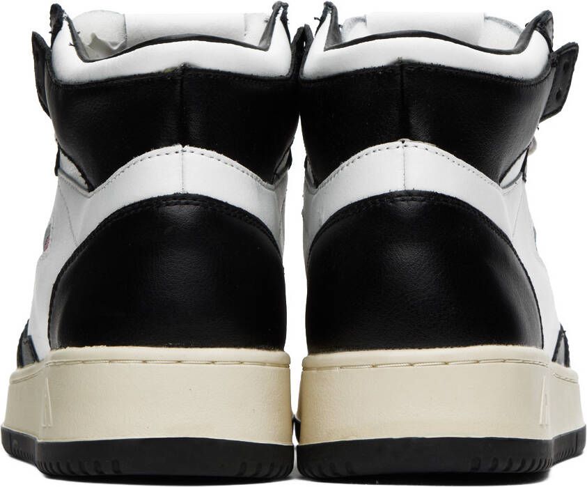 AUTRY Black & White Medalist Mid Sneakers