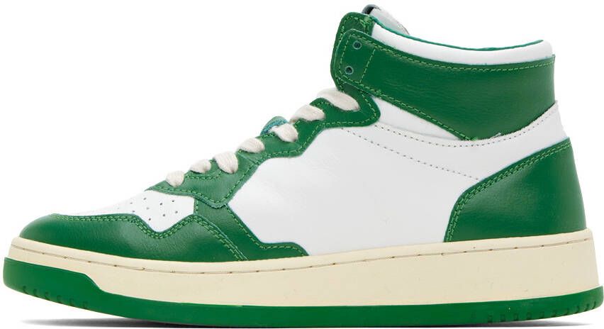 AUTRY Green & White Medalist Mid Sneakers
