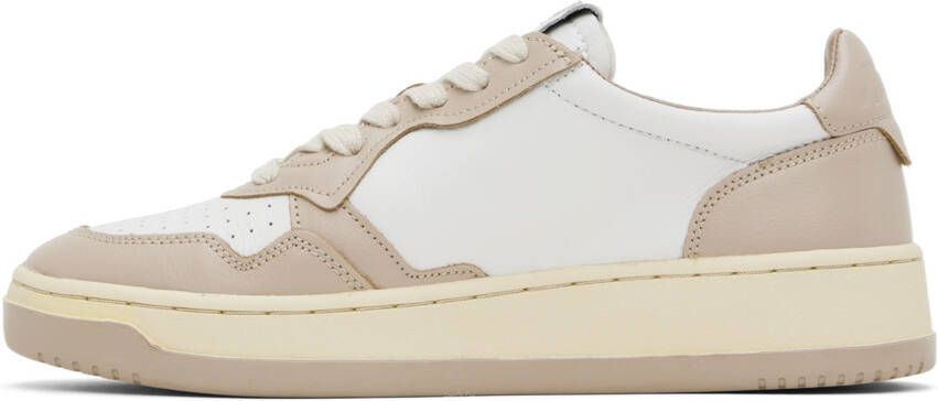 AUTRY Taupe & White Medalist Low Sneakers