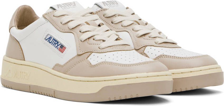 AUTRY Taupe & White Medalist Low Sneakers