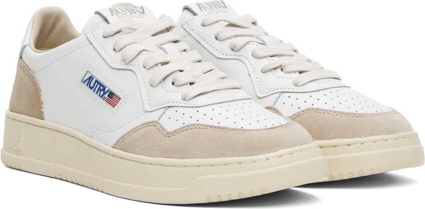 AUTRY White Medalist Low Sneakers