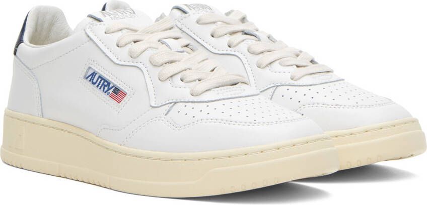 AUTRY White Medalist Low Sneakers