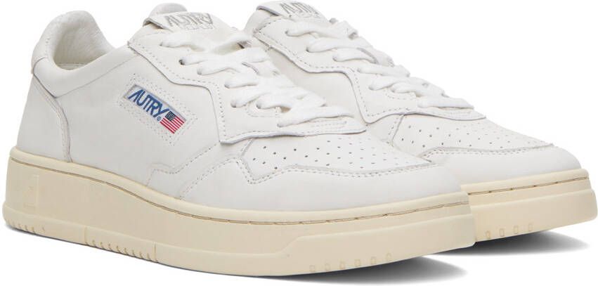 AUTRY White Medalist Low Sneakers