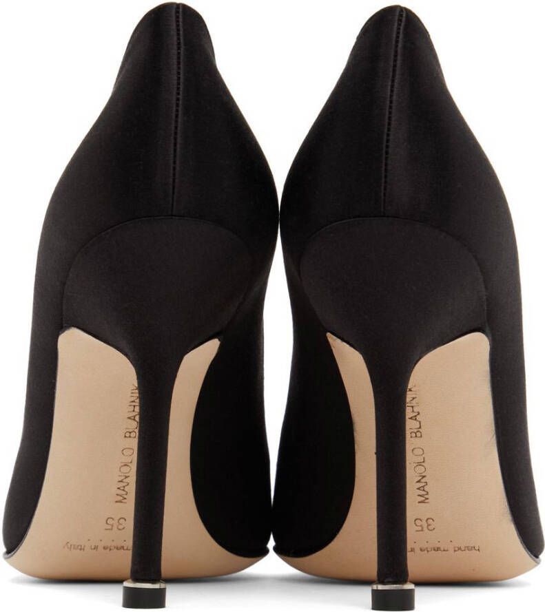 Manolo Blahnik Black Hangisi Pumps