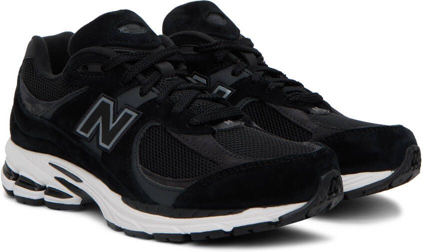 New Balance Black 2002R Sneakers