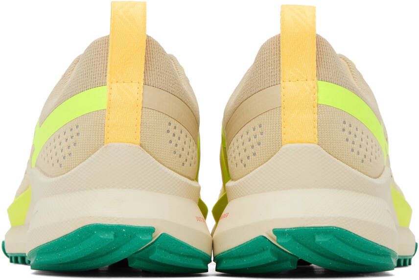 Nike Beige React Pegasus Trail 4 Sneakers