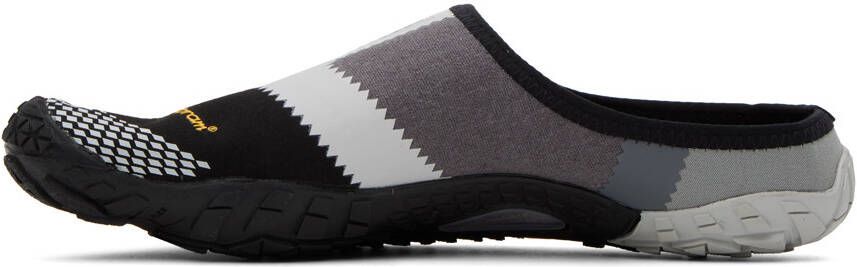 TAKAHIROMIYASHITA TheSoloist. Black & Gray Suicoke Edition FiveFingers Sneakers
