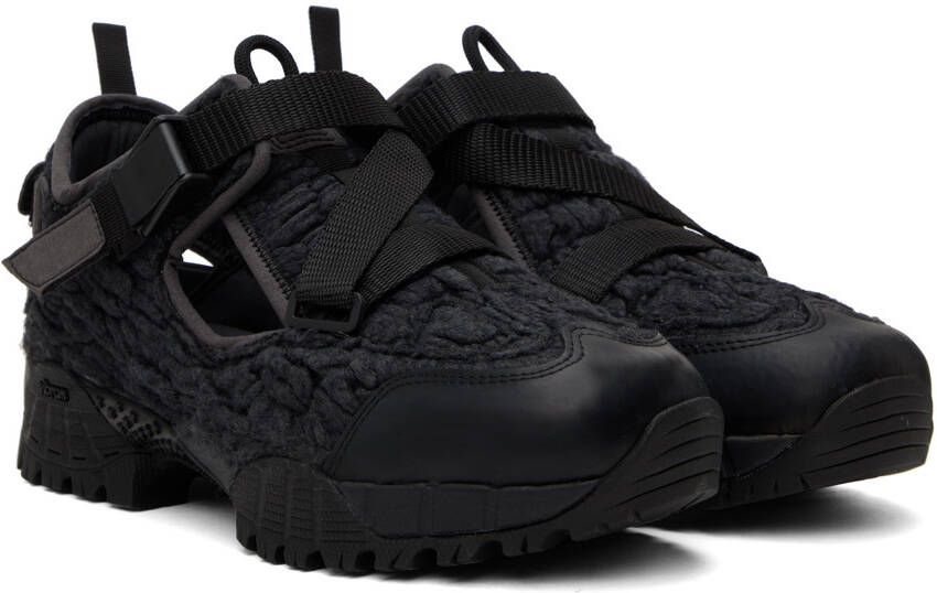 YUME Black Hiking Sneakers
