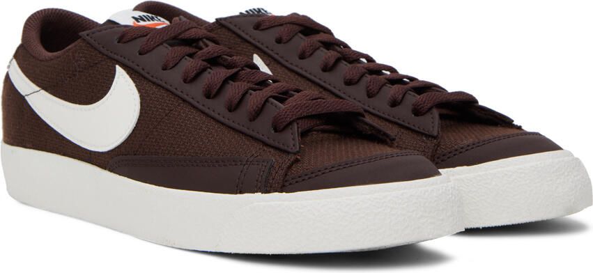 Nike Brown Blazer Low '77 Premium Sneakers - Picture 2