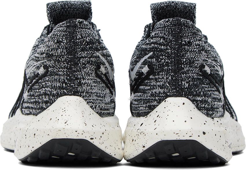 Nike White & Black Pegasus Turbo Sneakers