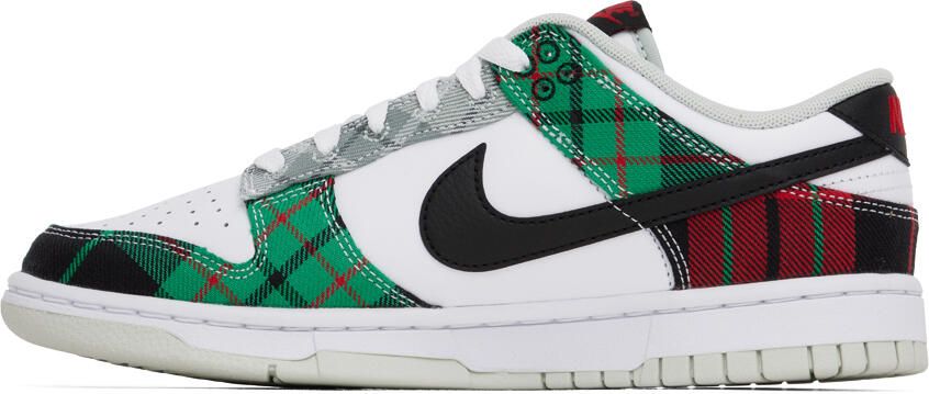 Nike White & Green Dunk Low Sneakers - Picture 3