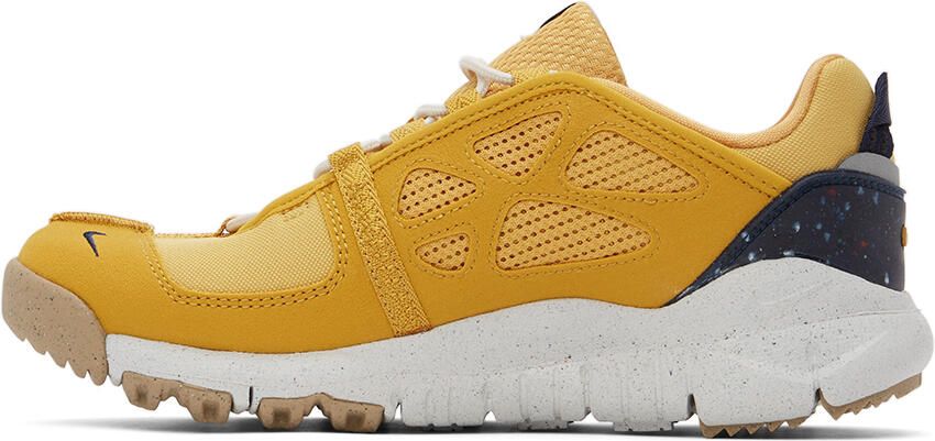 Nike Yellow & Blue Free Terra Vista Sneakers - Picture 4