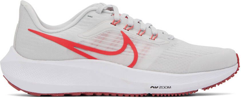 Nike White Air Zoom Pegasus 39 Sneakers
