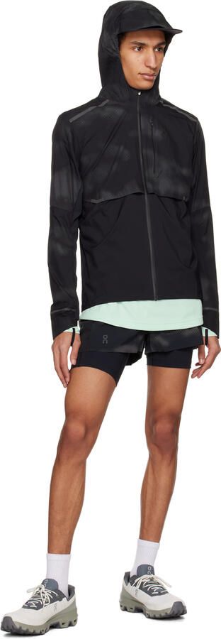 On Off-White & Gray Cloudventure Sneakers - Picture 4