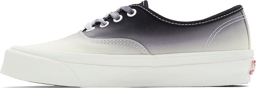 Vans Black & White OG Authentic L Sneakers - Picture 4