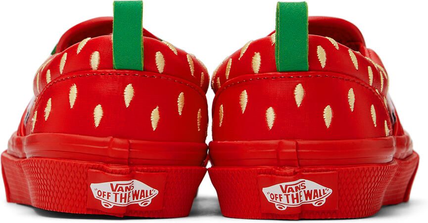 Vans Kids Red Classic Slip-On Berry Little Kids Sneakers