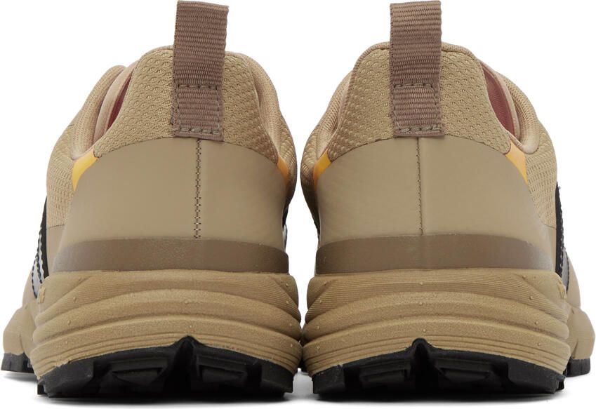VEJA Tan Dekkan Sneakers