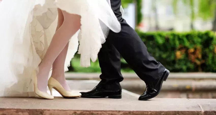 These men's shoes are appropriate for a wedding